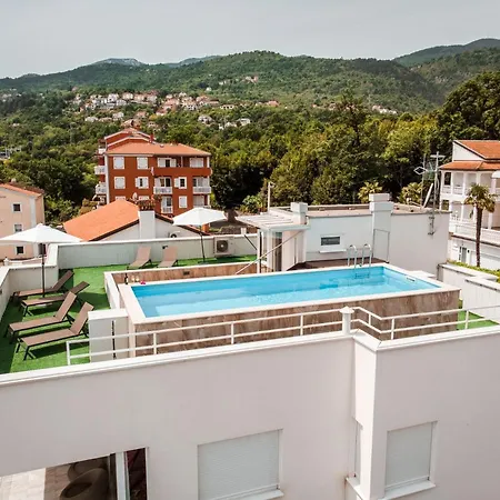 Appartement Mara Opatija With Rooftop Swimming Pool Ičići