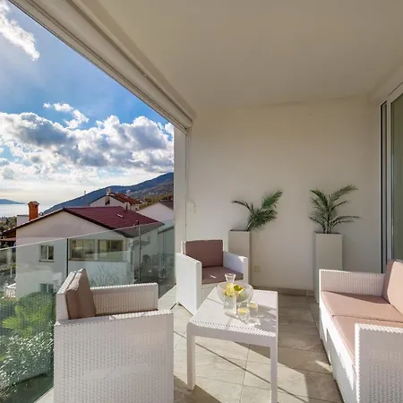 Mara Opatija With Rooftop Swimming Pool